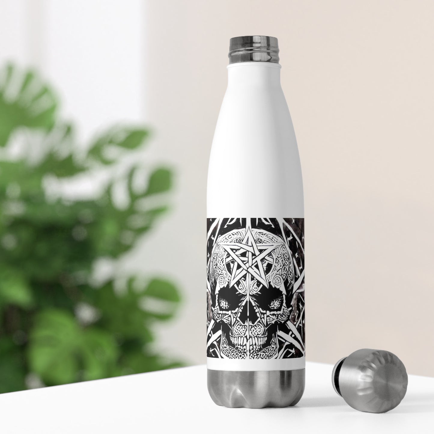 Pentagram Skull 20oz Insulated Bottle